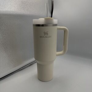 Stanley Quencher H2.0 FlowState Tumbler - 40oz (Cream)